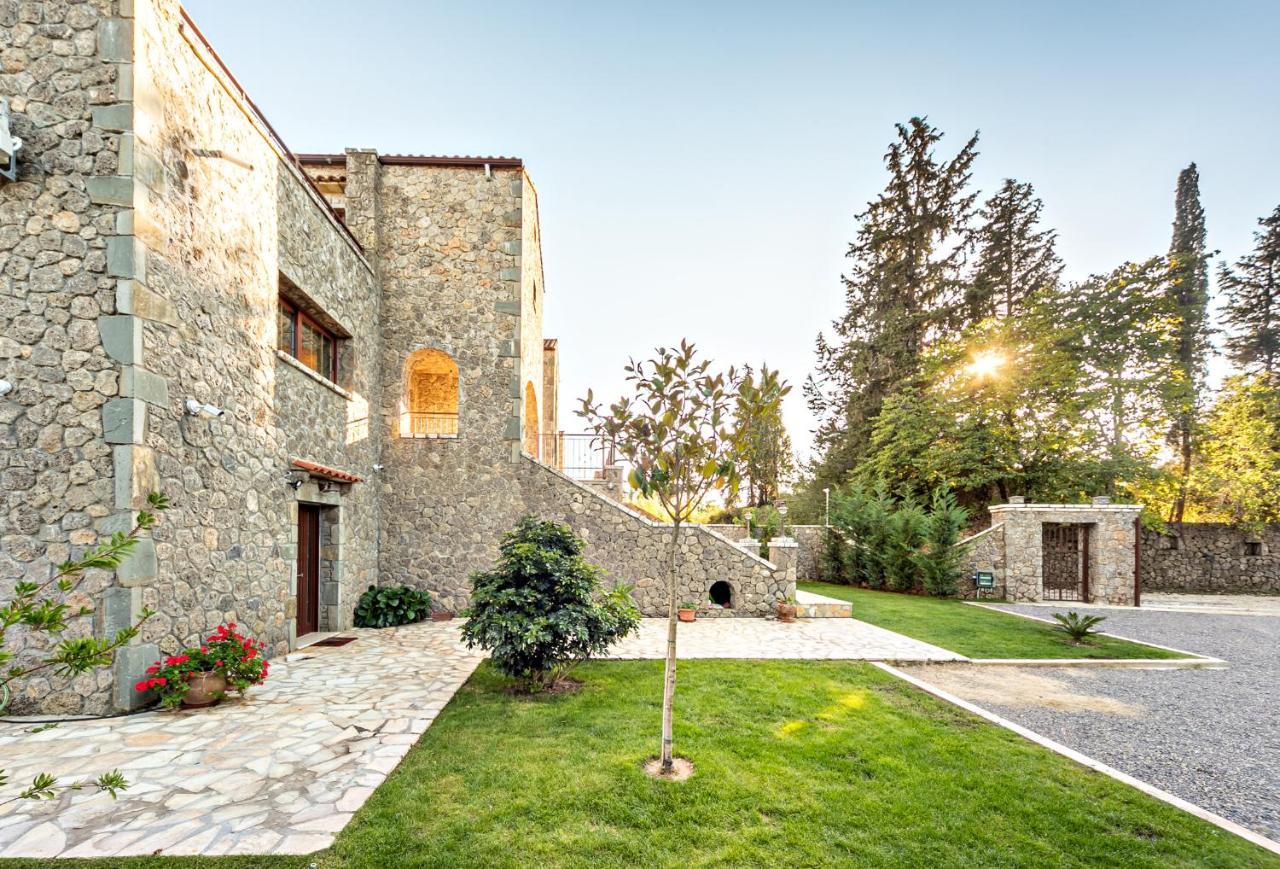 Filia Stone Villa Guviá Kültér fotó