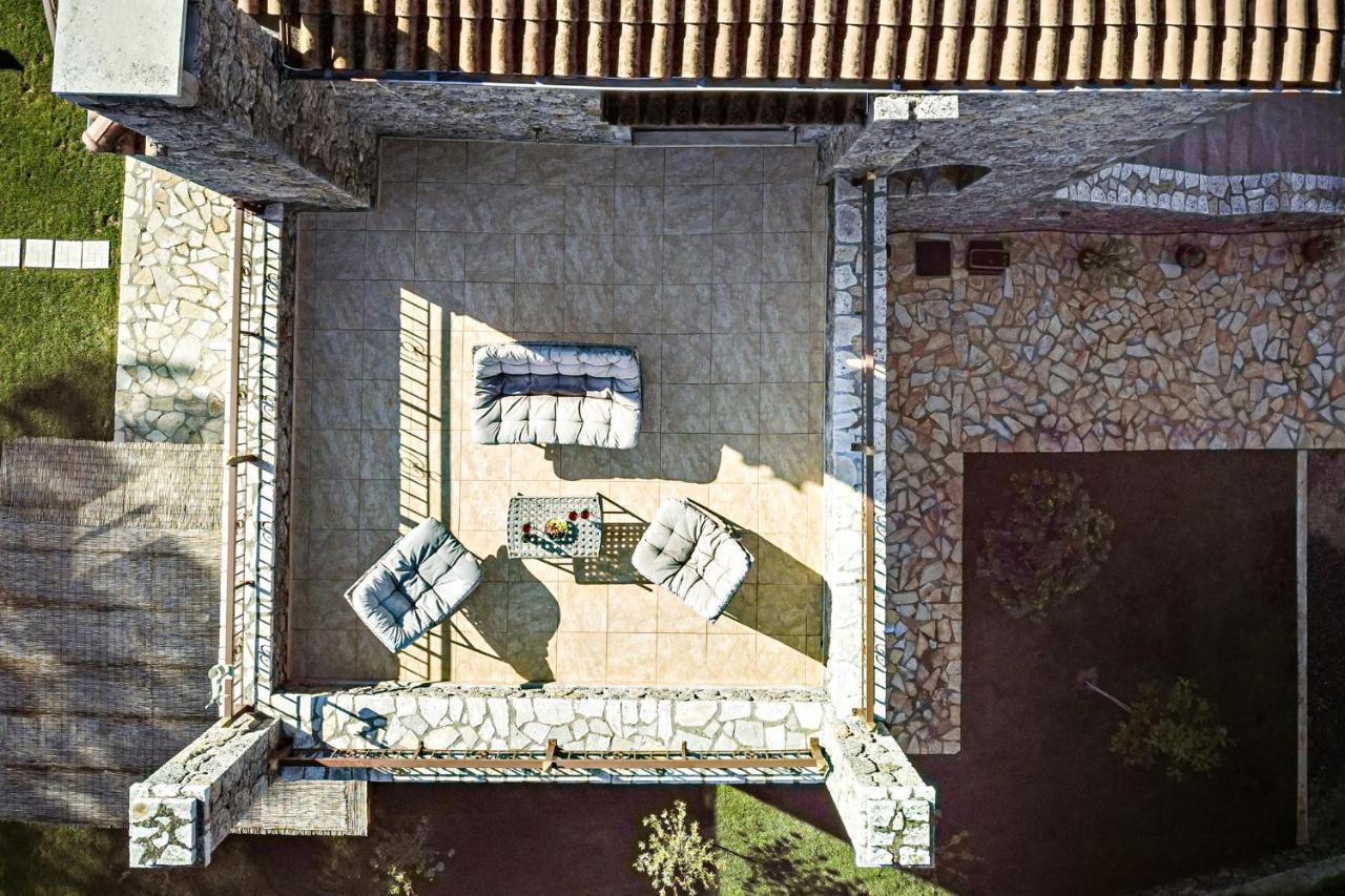Filia Stone Villa Guviá Kültér fotó