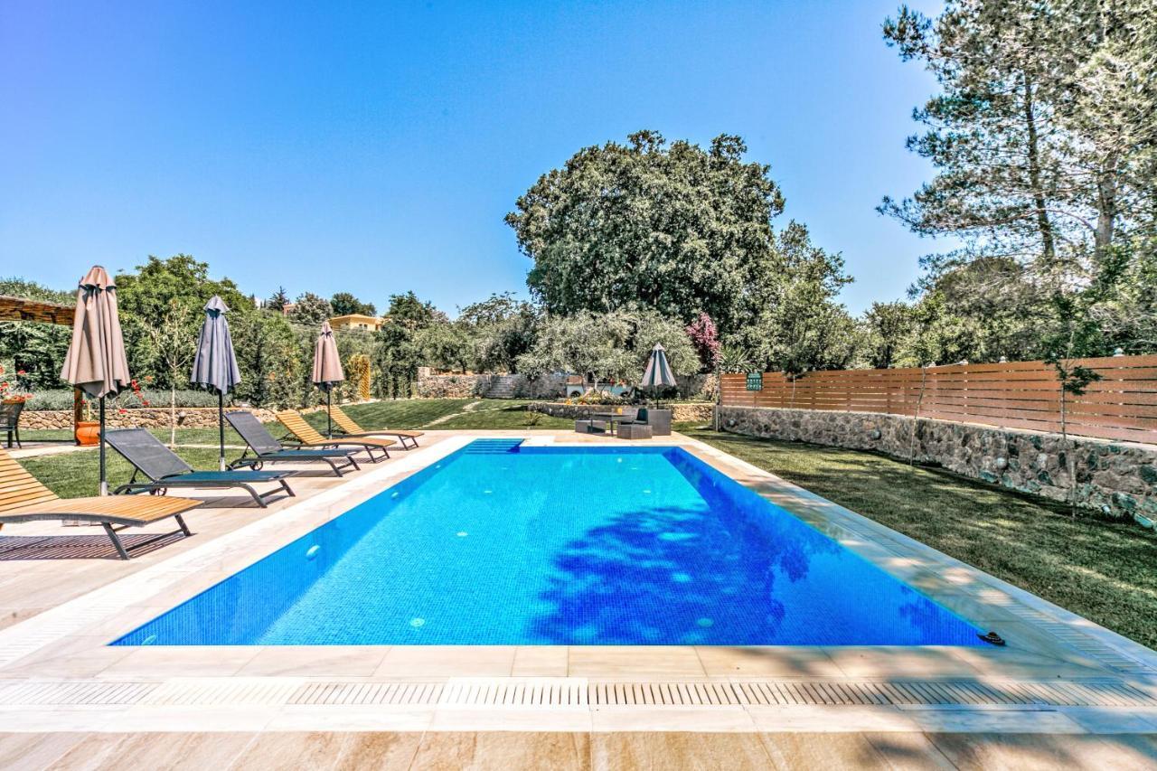 Filia Stone Villa Guviá Kültér fotó