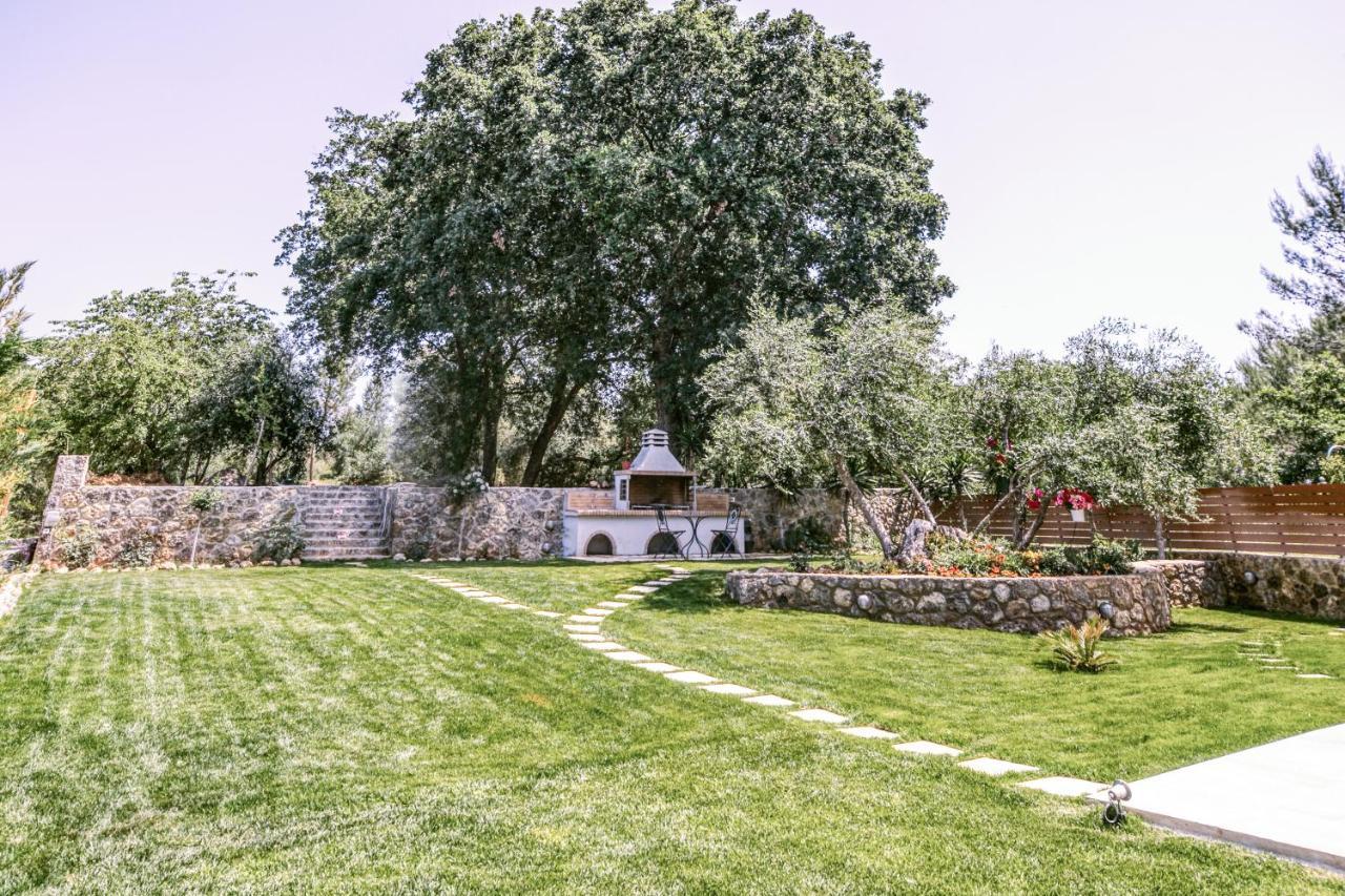 Filia Stone Villa Guviá Kültér fotó